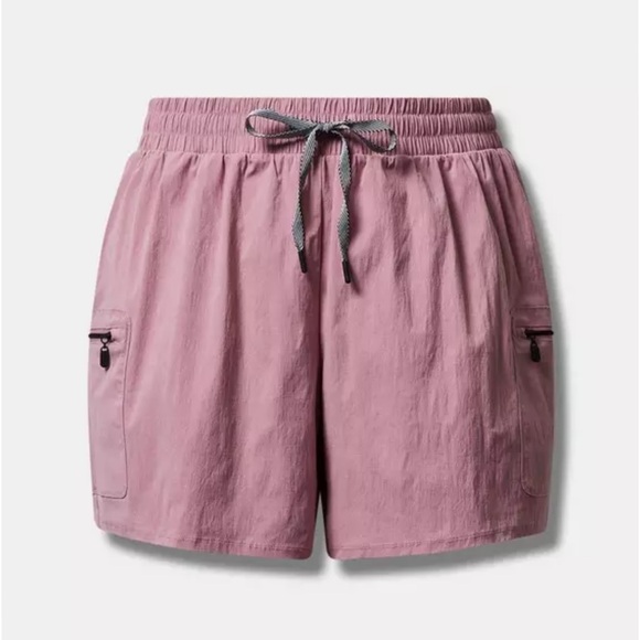 Torrid Happy Camper Cargo Short - Picture 1 of 5